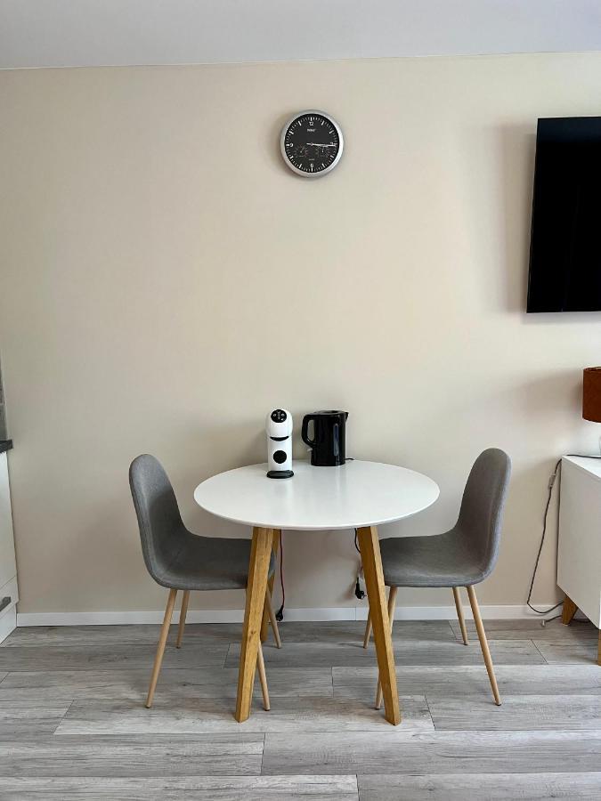 Apartment Am Stadtbach By Aux Property Augsburg Bagian luar foto